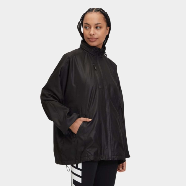 Fila K-way with seam details and logo on the back black 