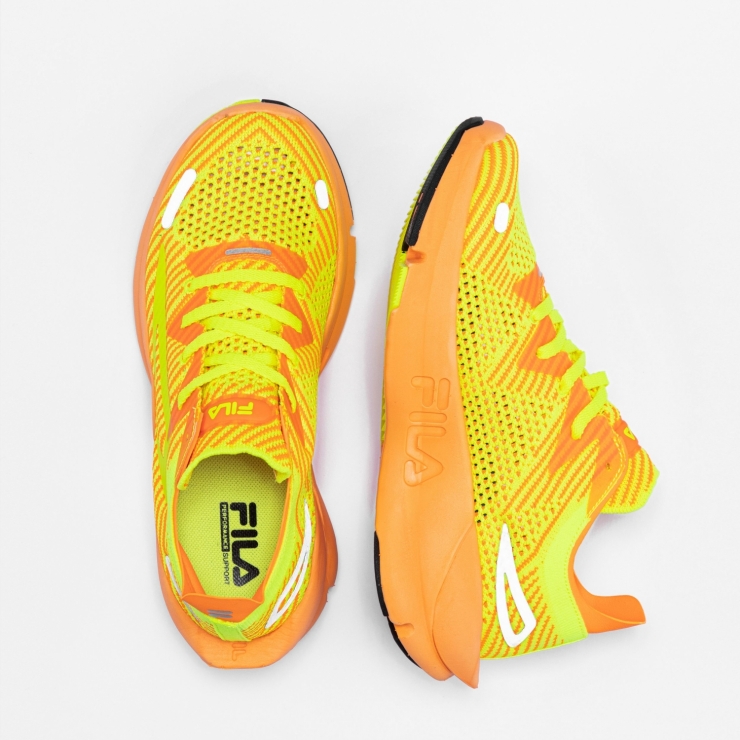 Yellow fila 2025 tennis shoes