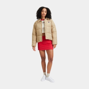 (取寄) ライフイズグッド レディース フットボール イズ マイ フェーバリット ロング Fila LEILA puffer coach jacket beige - beige | FILA Official