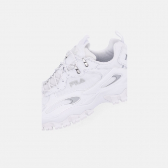 Fila tracer white hot sale