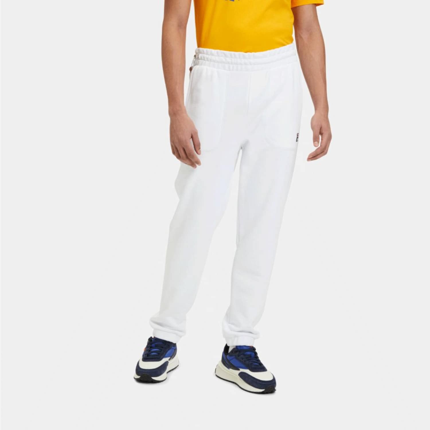 Fila Cuffed sweatpants with contrast stitching white Bild 1