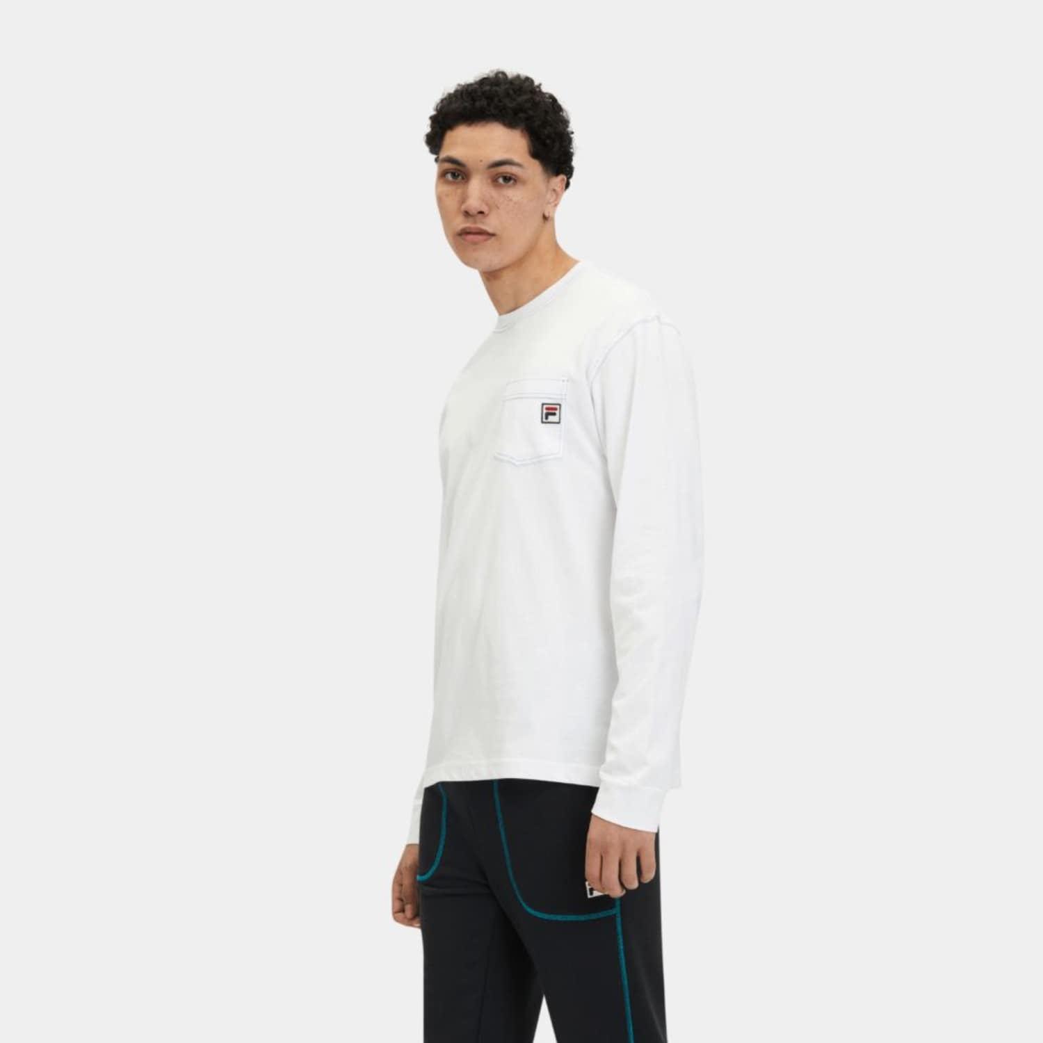 Fila Regular fit long sleeves t-shirt with camping gear graphic white Bild 1