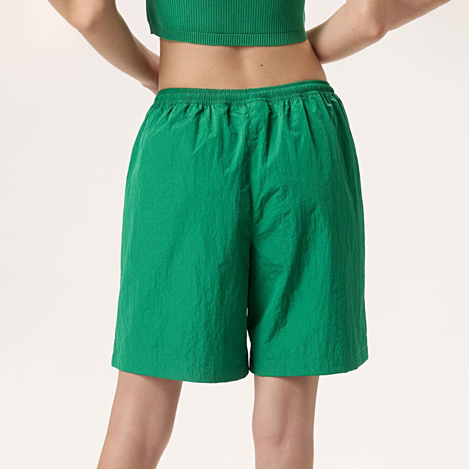 Fila HAILEY BIEBER CRINKLE SHORTS FILA GREEN Bild 2