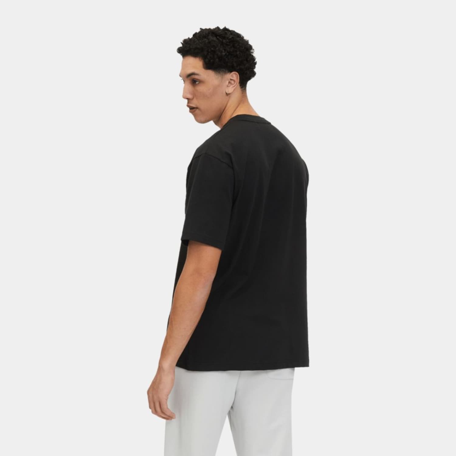 Fila Short sleeves t-shirt with chest pocket black Bild 2