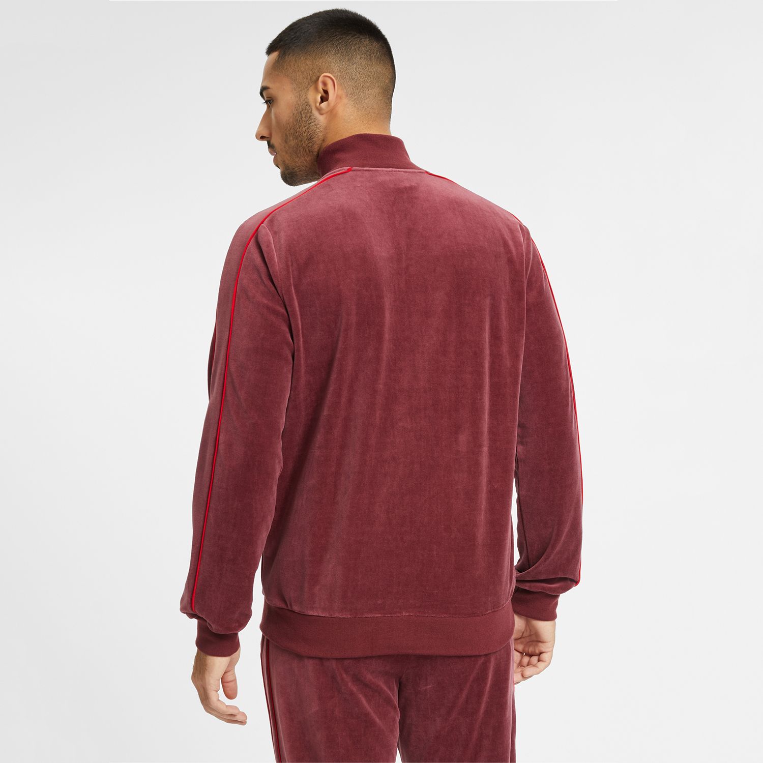 Fila red velvet clearance