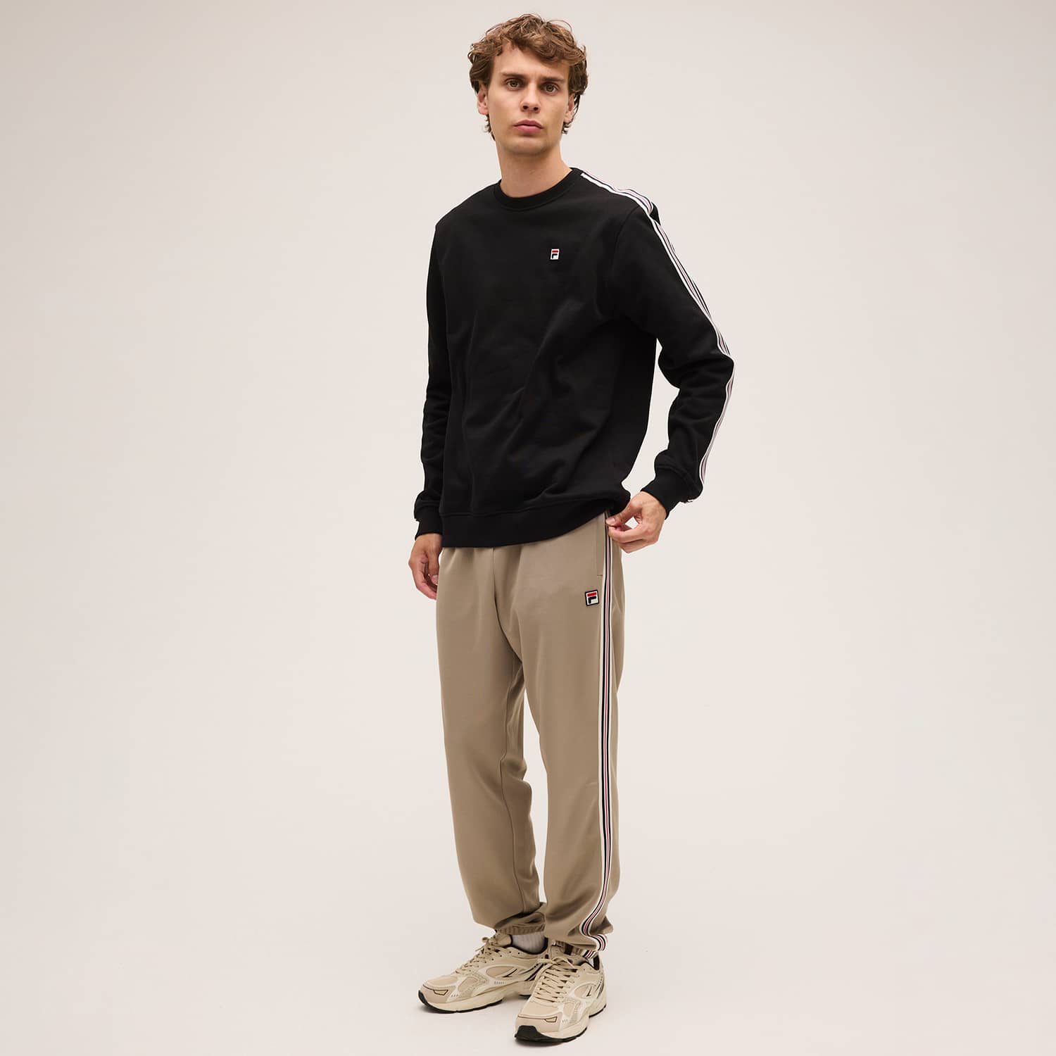 Fila BIELLA regular taped crew sweat Bild 3