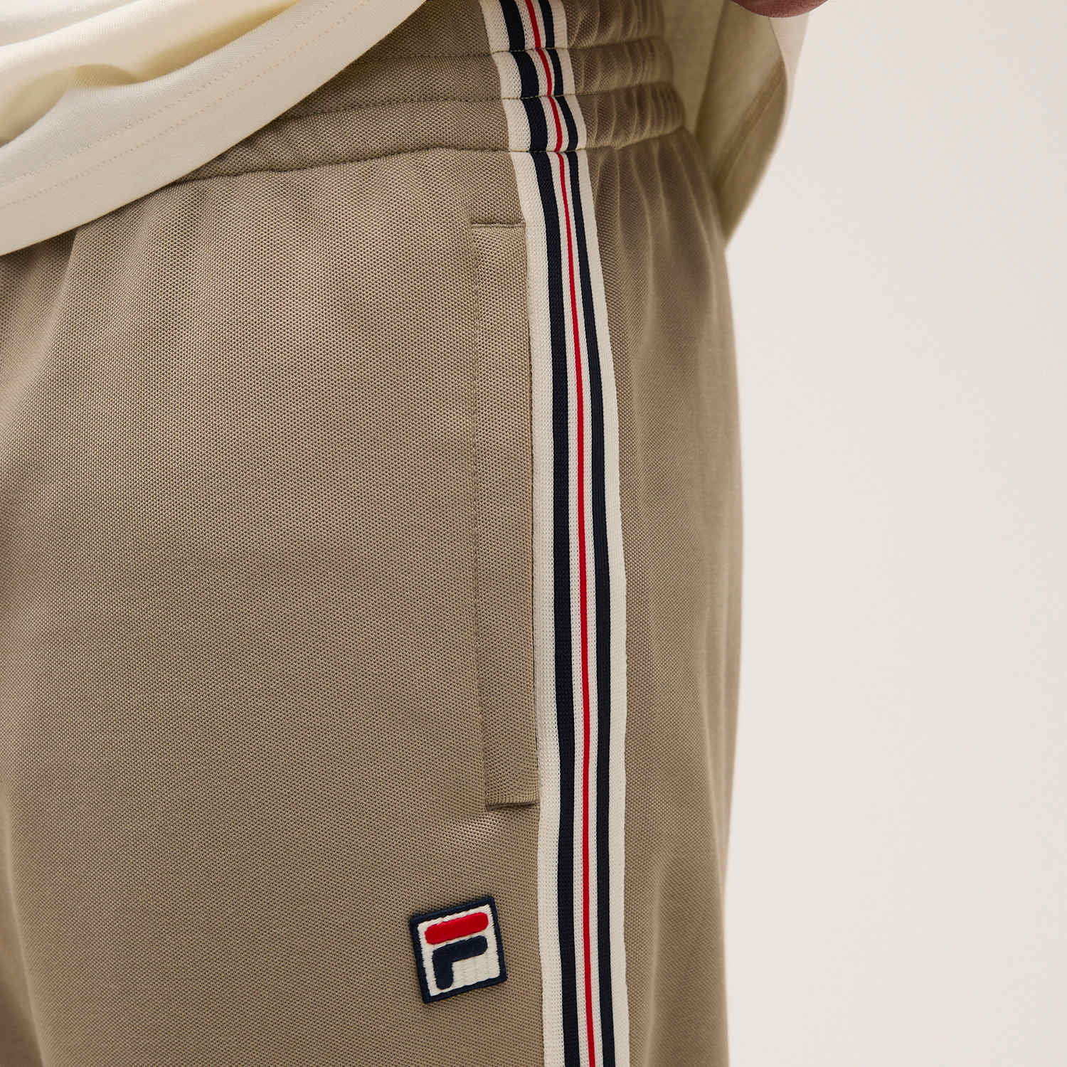 Fila BIELLA regular taped pique track pants Bild 3