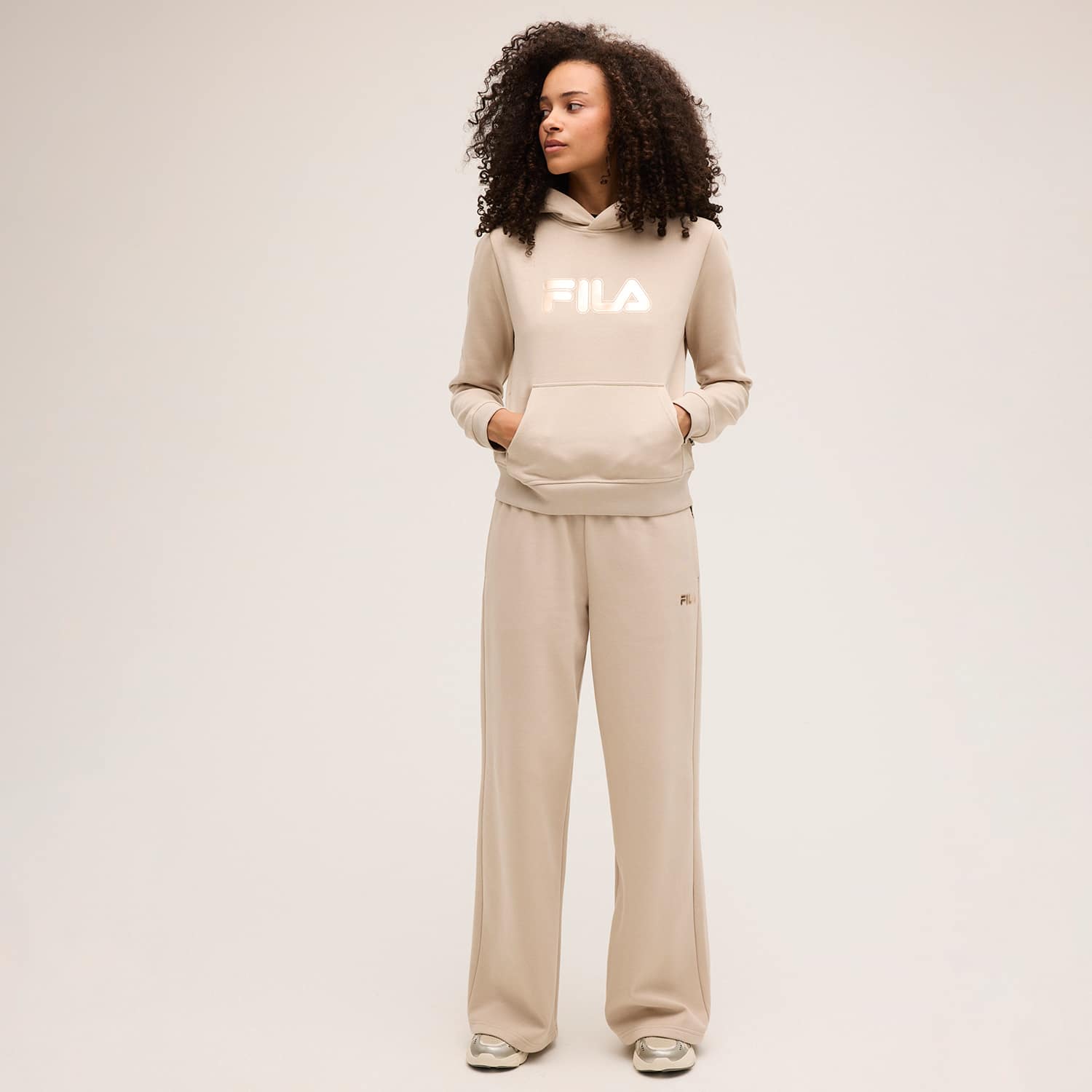 Fila CALICE regular wide graphic sweat pants Bild 3