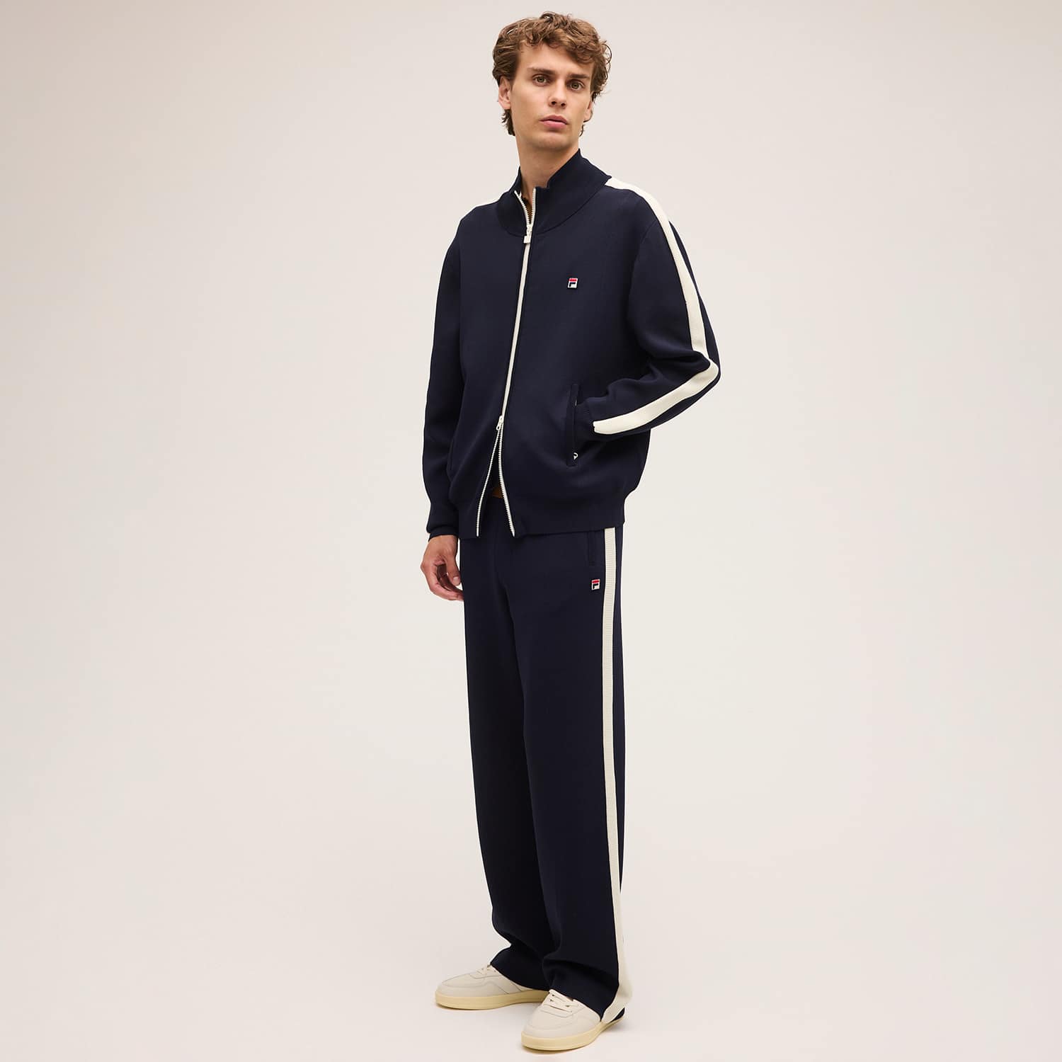 Fila CORTINA wide straight taped technical knit track pants Bild 3