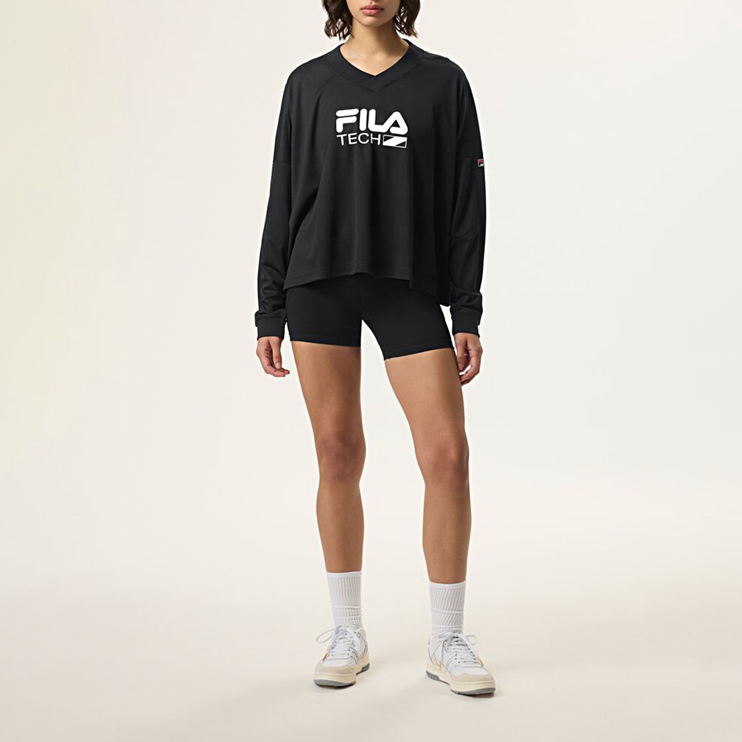 Fila HAILEY BIEBER SPORTS SHIRT BLACK / WHITE Bild 3