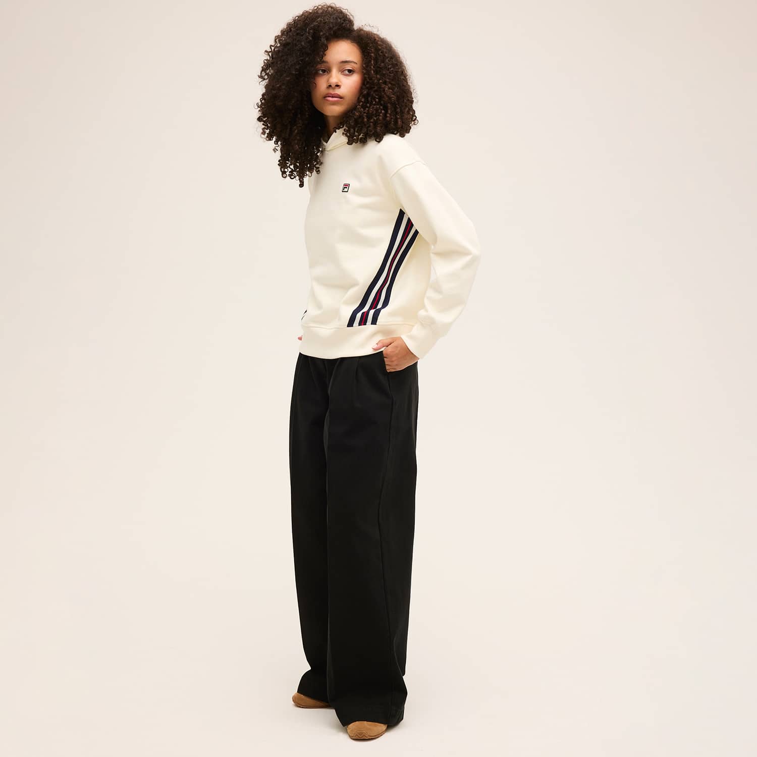 Fila SERRETTA loose taped brushed hoodie Bild 3