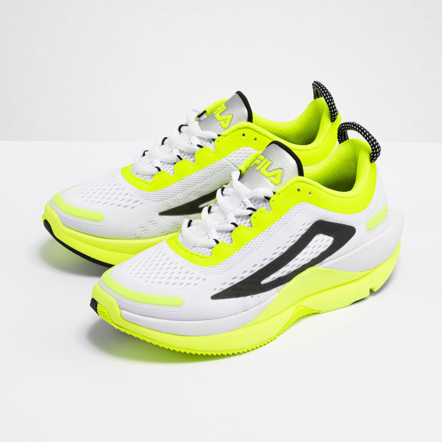 Yellow and shop white fila