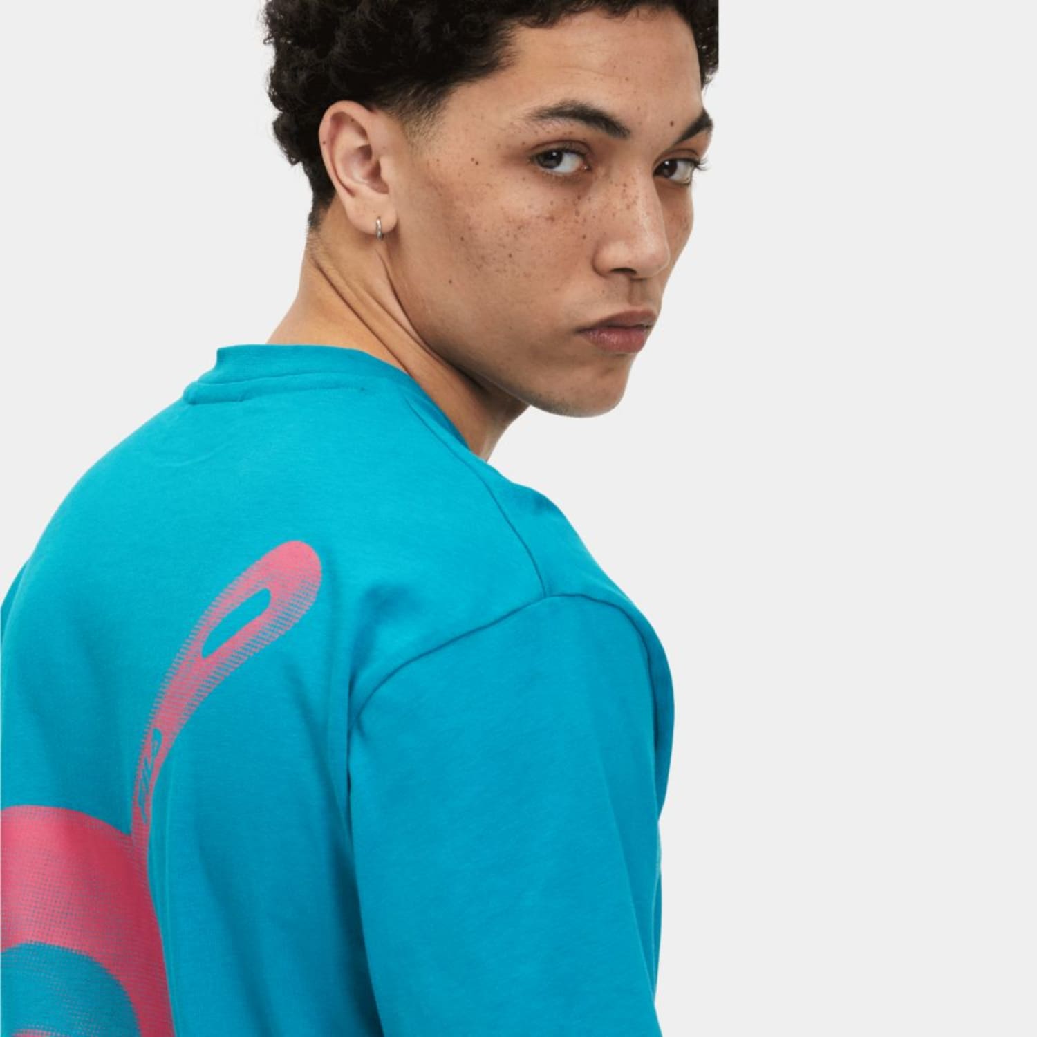 Fila Boxy fit short sleeves t-shirt with frying pan graphic marine Bild 4