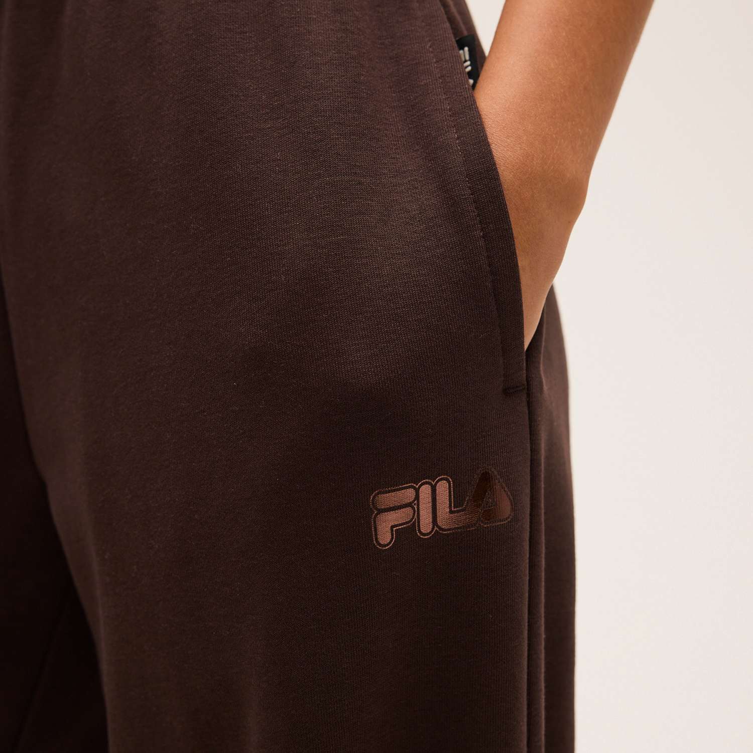 Fila CALICE regular wide graphic sweat pants Bild 4