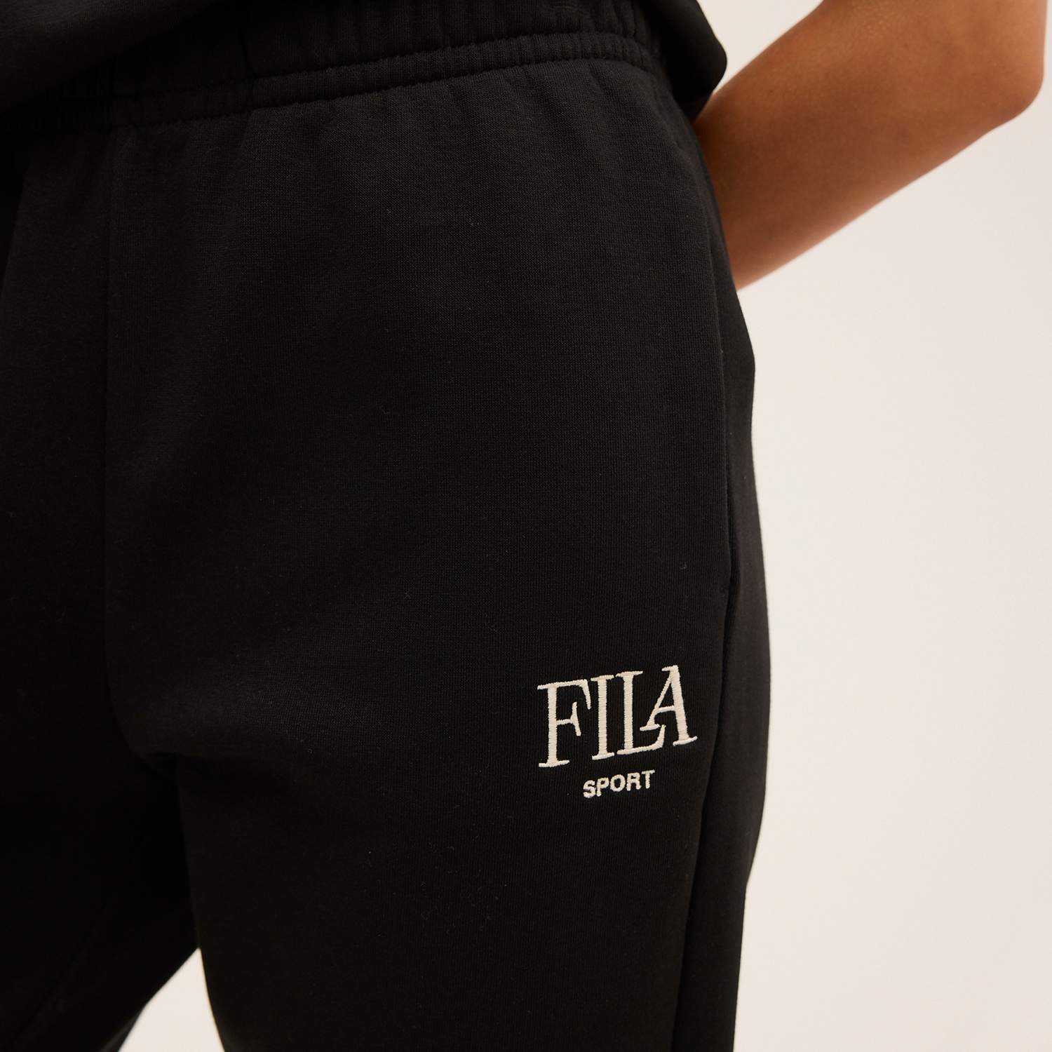 Fila CASATEIA regular graphic brushed sweatpants Bild 4