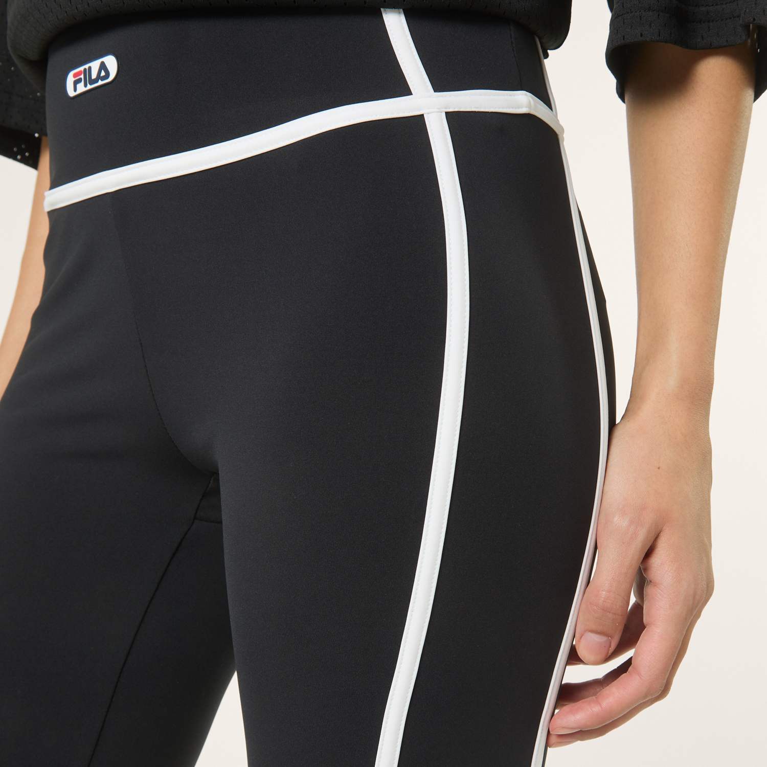 Fila CONFINI slim contrast tape shorts Bild 4