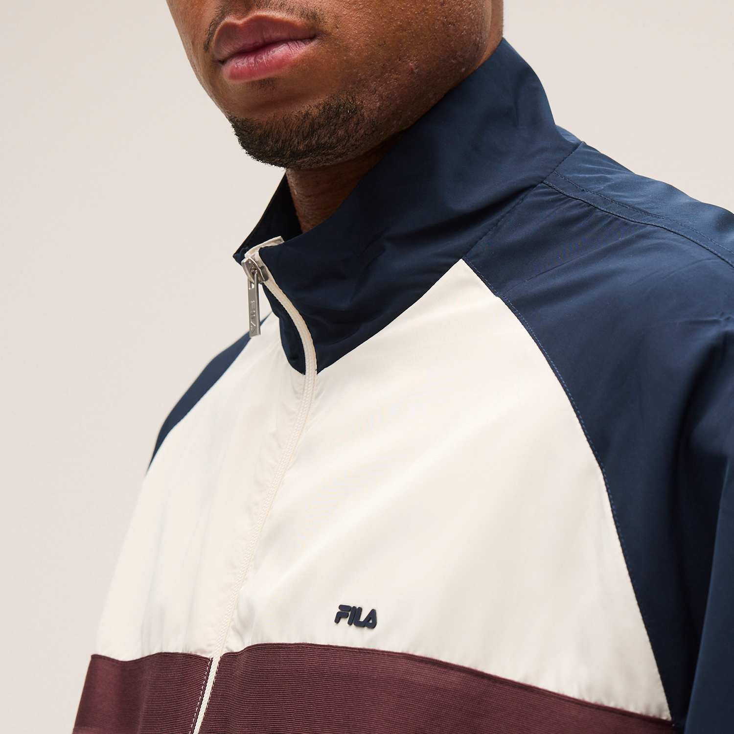 Fila FONDO regular blocked woven jacket Bild 4