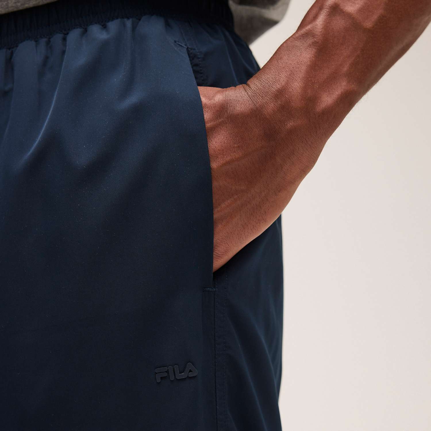 Fila FONDO regular woven pants Bild 4