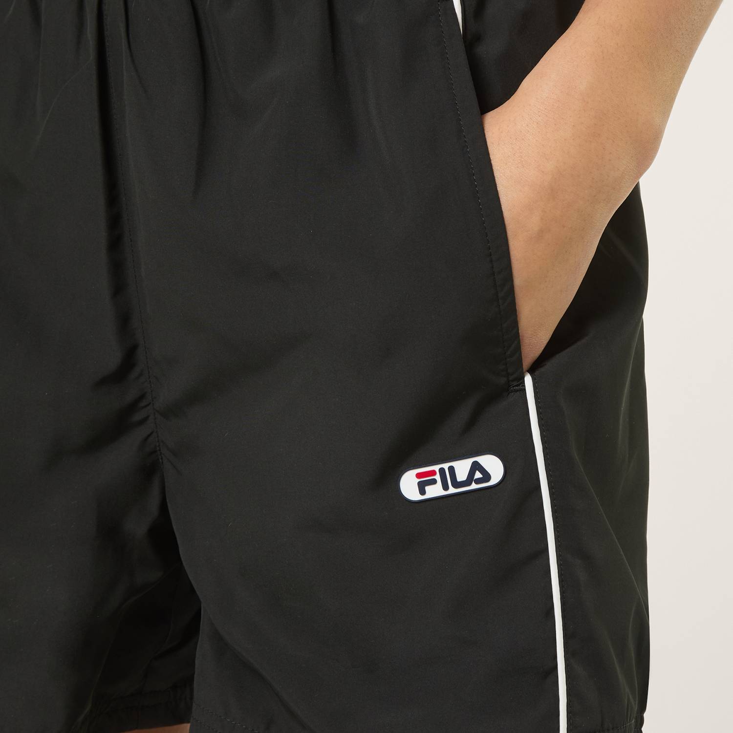 Fila OILO loose contrast piping woven shorts Bild 4