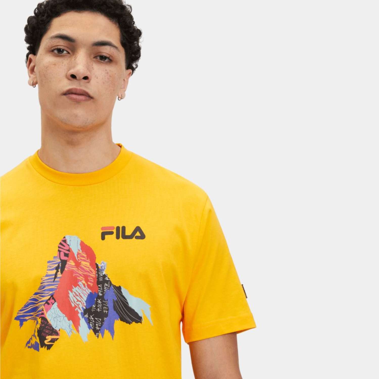 Fila Regular fit short sleeves t-shirt with mountain peak graphic yellow Bild 4