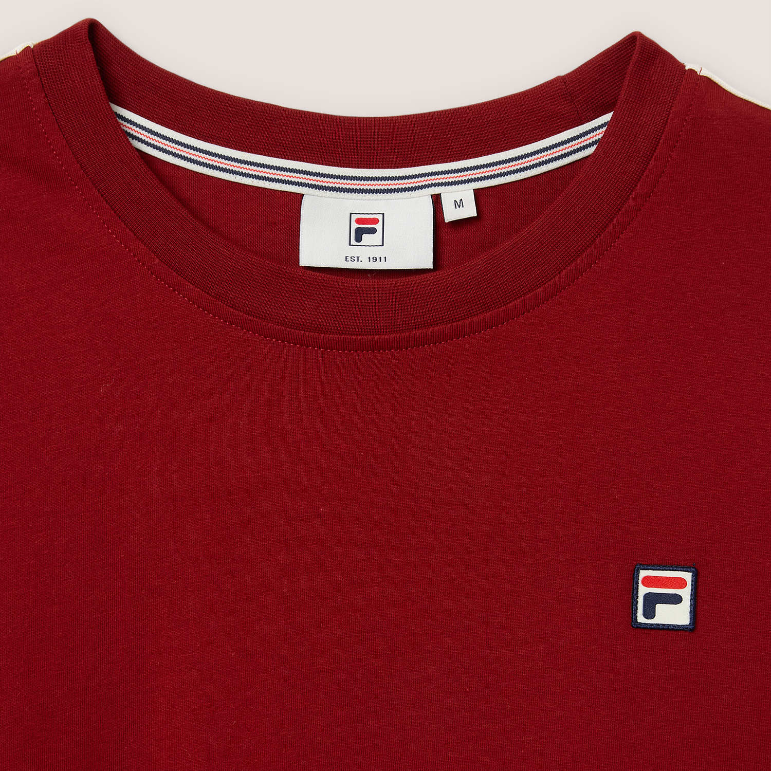 Fila BIELLA regular taped t-shirt Bild 6